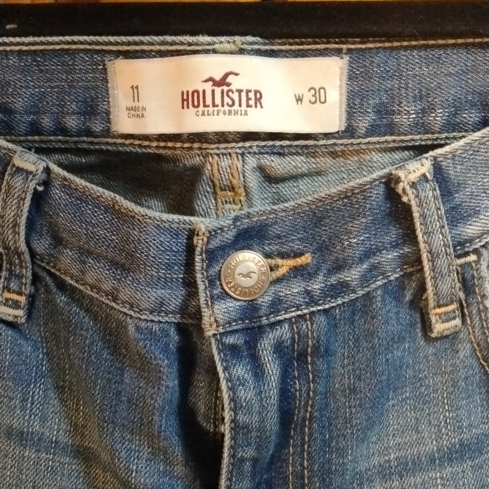 Jeans - Picture 2 of 3